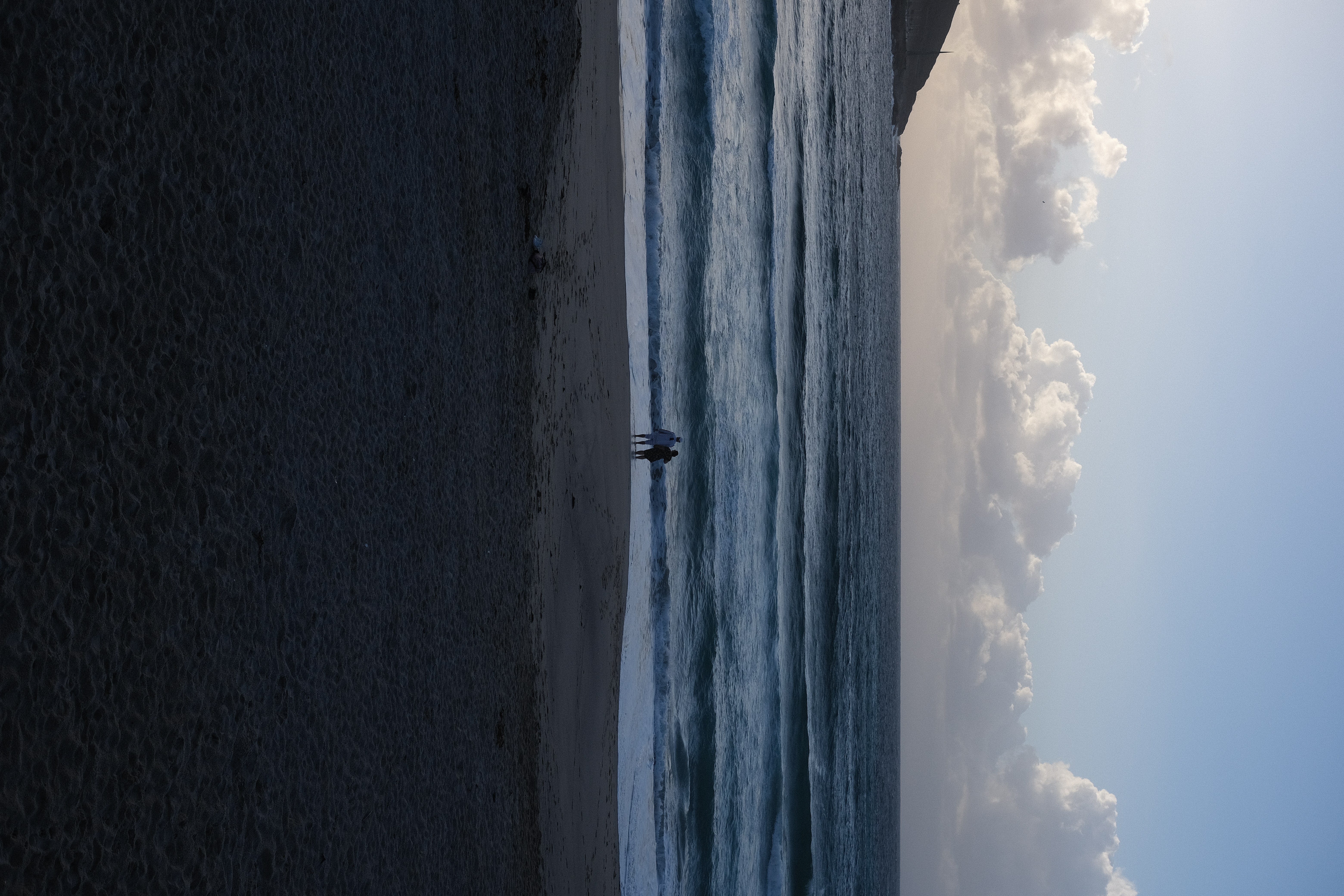 Fotografía de pareja en el mar